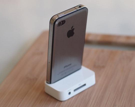 iPhone 4 metalized