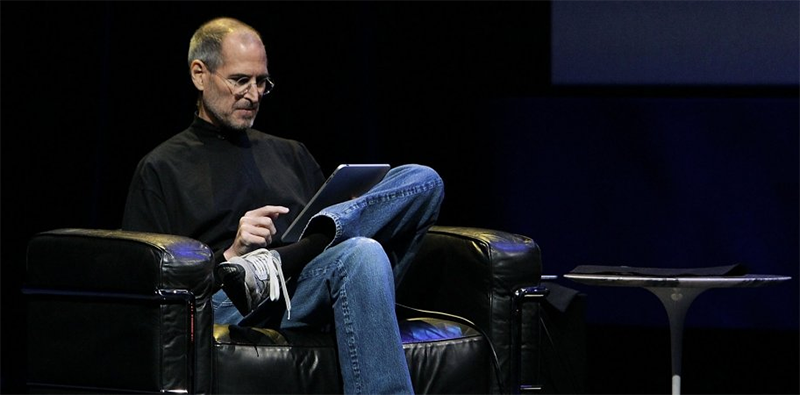 Steve Jobs presenta iPad